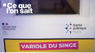Affiche disposée à l'entrée d'un site de vaccination contre le virus Mpox à Paris le 3 août 2022