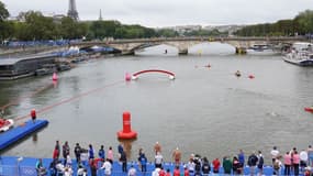 Les nageurs d'eau libre ont plongé dans la Seine pour un entraînement, mercredi 7 août 2024