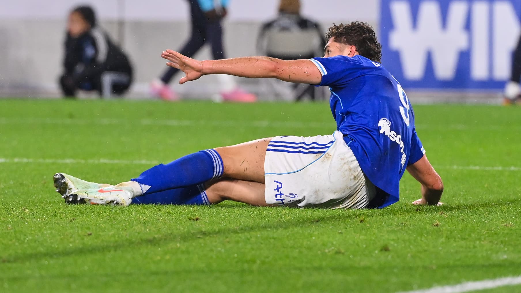 DES NOUVELLES RASSURANTES POUR PANICHELLI APRÈS SON CHOC À LA TÊTE LORS DE STRASBOURG-OM