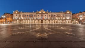 La Place du Capitole à Toulouse - Un marché qui récite à la crise