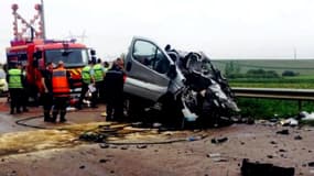 Un violent accident est survenu mardi après-midi près de Troyes, faisant six morts dont quatre enfants.