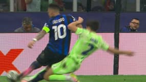 Le tacle de Pau Cubarsi sur Lautaro Martinez lors de la demi-finale retour de Ligue des champions Inter-Barça, 6 mai 2025