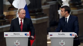 Emmanuel Macron et Vladimir Poutine le 29 mai 2017 à Versailles