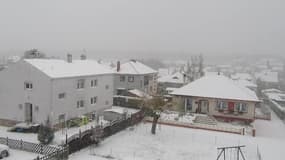 Moselle : neige à Stiring-Wendel - Témoins BFMTV