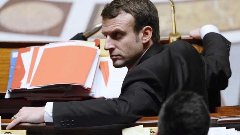 Emmanuel Macron souhaite que tous les décrets d'application soient signés avant la fin de l'année.