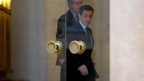 Nicolas Sarkozy a réuni mercredi matin les partenaires sociaux pour tenter de rallier des soutiens à un train de mesures susceptibles d'enrayer la montée du chômage et de donner un peu d'oxygène à des entreprises françaises en mal de compétitivité. /Photo