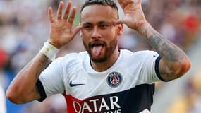 Neymar avec le nouveau maillot extérieur du PSG, le 3 août 2023 