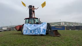 Le péage de Saint-Quentin-Fallavier, bloqué par les agriculteurs le jeudi 1er février 2024.