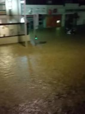 Inondation à Cannes la Bocca - Témoins BFMTV