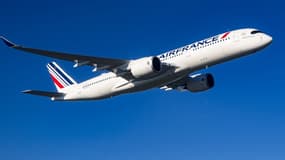 L’Airbus A350 d’Air France effectu son premier vol commercial ce 7 octobre avec Bamako et Abidjan. Il sera progressivement déployé vers 4 autres destinations (Toronto, Le Caire, Séoul et Bangkok) entre la fin 2019 et 2020.