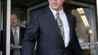Conte à sa sortie du tribunal, San Fransisco, Juin 2004.