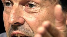 Les écologistes sont capables de réaliser un score supérieur à 10% à l'élection présidentielle de 2012 en France, estime Nicolas Hulot. "Nous sommes en capacité de faire un score à deux chiffres dès lors qu'on est dans un esprit d'ouverture", a déclaré je