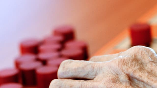 Honorine Rondello, née Cadoret, 113 ans, succède à Élisabeth Collot, qui s'est éteinte dimanche à l'âge de 113 ans en Isère.