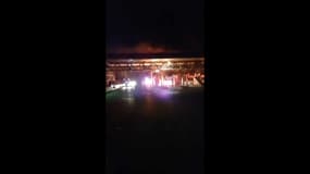 La gare de péage de Bandol incendiée