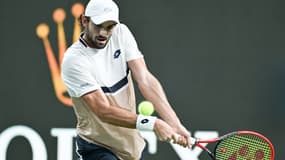 Valentin Vacherot lors de la finale du Masters 1000 de Shanghai contre son cousin Arthur Rinderknech (4-6, 6-3, 6-3), le 12 octobre 2025