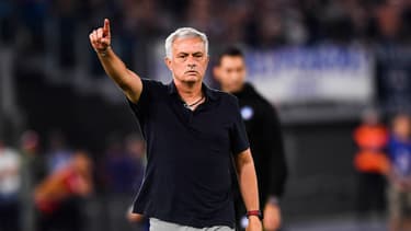 L'entraîneur de l'AS Roma José Mourinho le 17 septembre 2023 face à Empoli