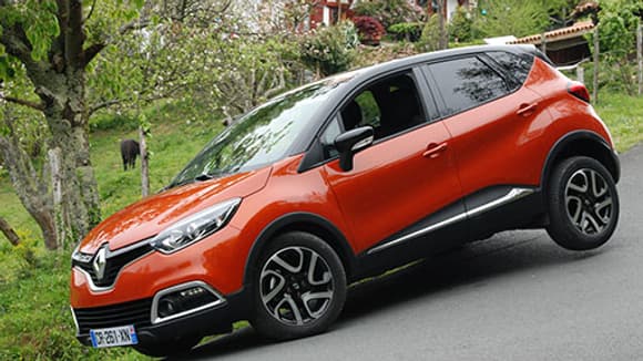 Le Captur avoue vite ses limites quand le terrain devient compliqué. Le Captur avoue vite ses limites quand le terrain devient compliqué.
