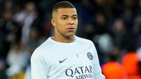 Kylian Mbappé à l'échauffement du PSG en octobre 2022