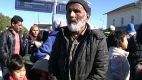 Abdul Quader Aziz, 110 ans, est arrivé mardi à Passau, en Allemagne.