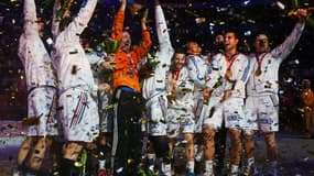 Pour l'ensemble de leur oeuvre, les Experts auraient bien mérité une pluie de billets et d'euros.