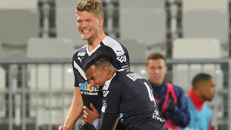 Andreas Cornelius (Bordeaux)