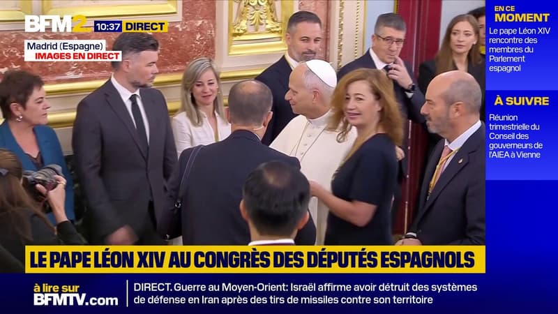 Le pape Léon XIV rencontre des membres du Parlement espagnol, à l'occasion de sa visite dans le pays