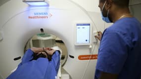 Un scanner à l'hôpital d'Ajaccio, le 16 décembre 2021
