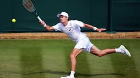 A. de Minaur