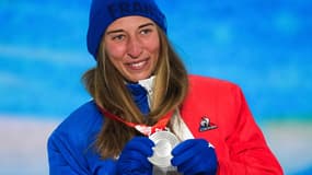 Chloé Trespeuch sur le podium aux JO 2022 de Pékin