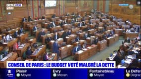 Mairie de Paris: le budget voté malgré la dette et les critiques