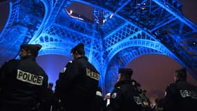 Près de 9.000 policiers, militaires et pompiers seront mobilisés à Paris pour ce 31 décembre. (Photo datant de 2008)