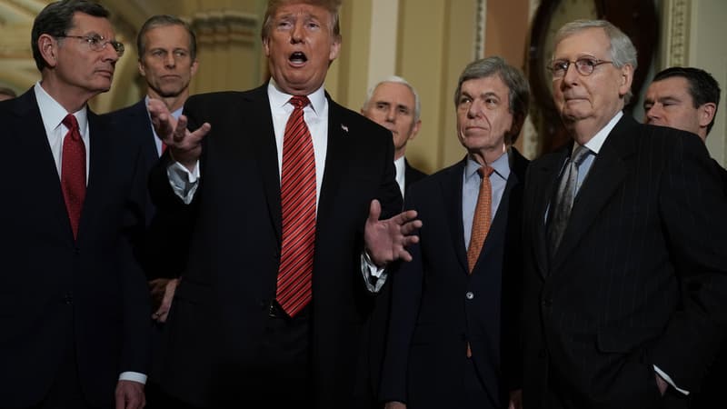Donald Trump ce mercredi avec des membres du Sénat.