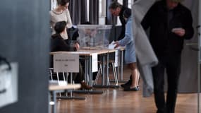 Un bureau de vote à Strasbourg, dimanche 23 avril 2017. (Photo d'illustration)