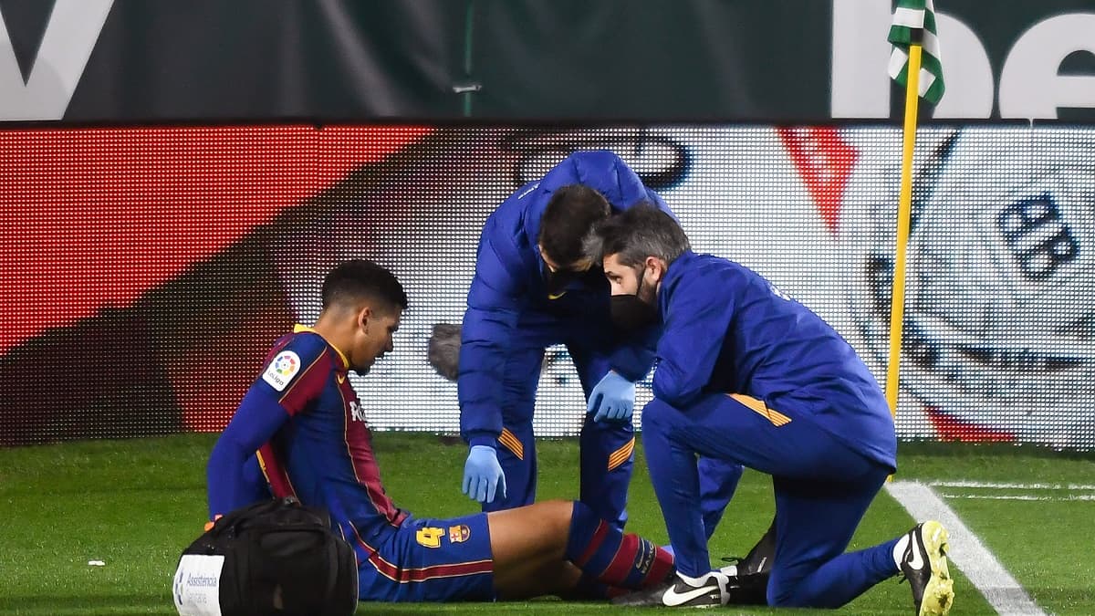 Ronald Araujo incertain face au PSG