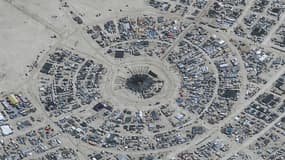 Une vue d'ensemble du festival Burning Man qui se déroule dans le désert de Black Rock, au Nevada, le 29 août 2023.