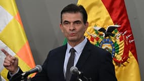 Le président bolivien Rodrigo Paz prononce une allocution depuis la Casa Grande del Pueblo, la résidence officielle du président de l'État plurinational de Bolivie, le 20 novembre 2025 à La Paz (photo d'illustration).