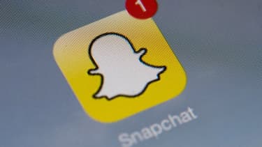 Une enquête préliminaire a été ouverte dimanche soir à Évry après la diffusion sur les réseaux sociaux de la vidéo d'une jeune femme violée par deux hommes - Lundi 4 janvier 2016