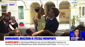 Marseille: Emmanuel Macron à l'école Menpenti