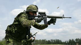 Parmi,les accords signés entre Prague et Kiev, une usine en Ukriane pour produire des fusils d'assault de Colt CZ.