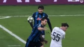 Rafael Toloi a été expulsé à la 87e minute du barrage retour de Ligue des champions entre l’Atalanta Bergame et Bruges pour un pétage de plomb - le 18/02/2025