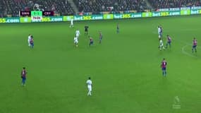 J.Ayew inscrit un but sublime face à Palace (1-1)