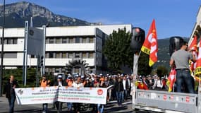 Le site de Grenoble a été débloqué jeudi soir mais de nouvelles "actions" sont en préparation. 