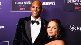 Sébastien Haller avec sa compagne Priscilla lors des trophées de l'Eredivisie, le 31 août 2022