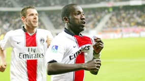 Amara Diané célèbre un de ses buts avec le PSG contre Sochaux en 2008