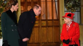 Kate, William et la reine Elizabeth II le 8 décembre.