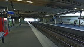 La circulation du RER C est interrompue à cause d'un incendie près du pont du Garigliano.