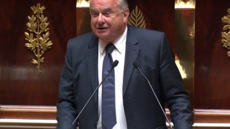 "Asseyez-vous de temps en temps sur les libertés individuelles", a lancé le député UMP Alain Marsaud.