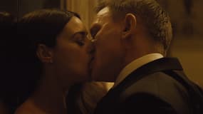 Monica Bellucci et Daniel Craig dans  "007 Spectre".