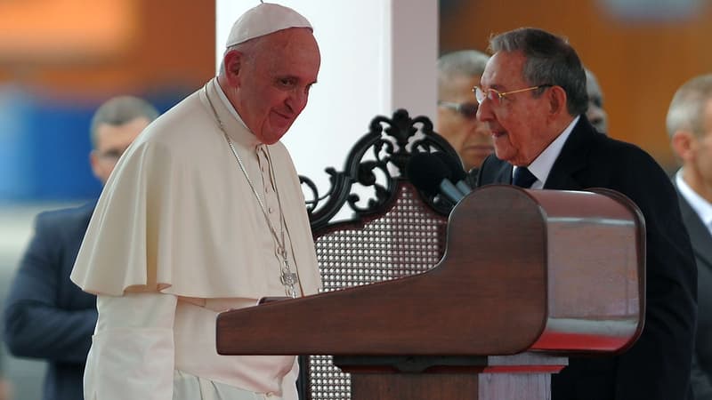 Le pape a rencontré samedi le président cubain Raul Castro.