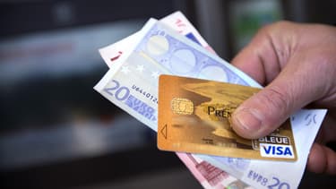 La plupart des touristes (85%) ont tendance à privilégier l’utilisation des espèces à l’étranger, par rapport à d’autres moyens de paiement.